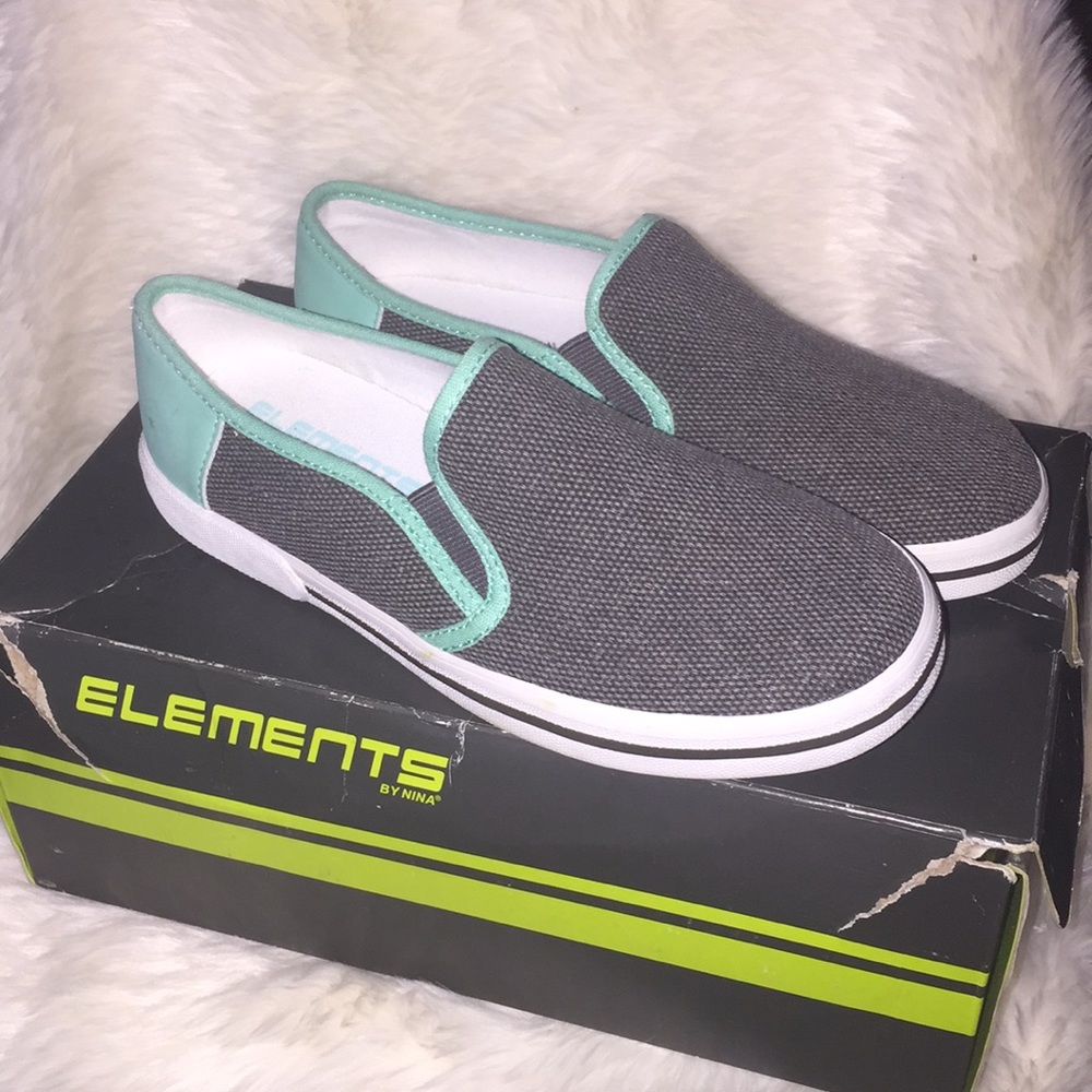 Elements matt grey/turquoise slip in canvas 2
